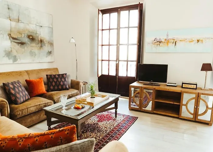 Stylish Andalusian House In Historical Center