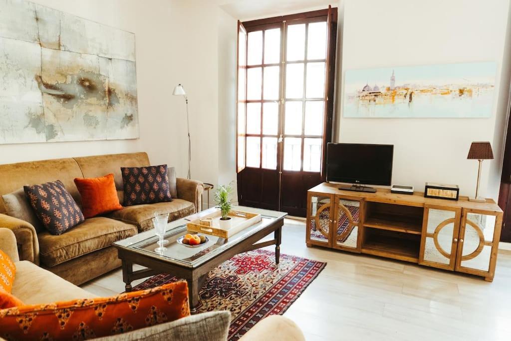 Stylish Andalusian House In Historical Center Apartament *